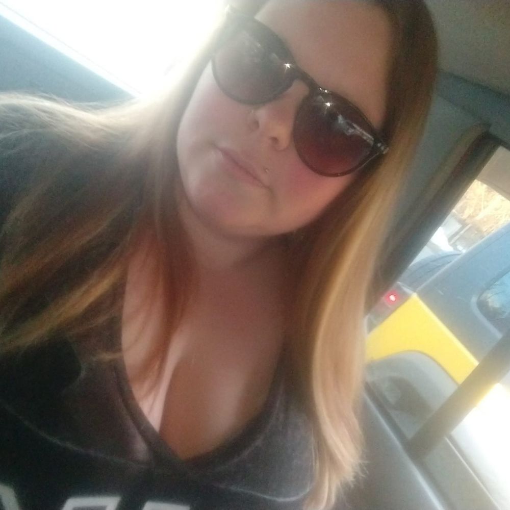 Meet your Posher, Emmily